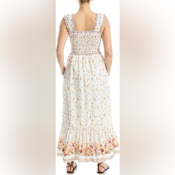 New MAX STUDIO Wide Strap Smocked Maxi
Dress Size Small - Picture 4 of 11